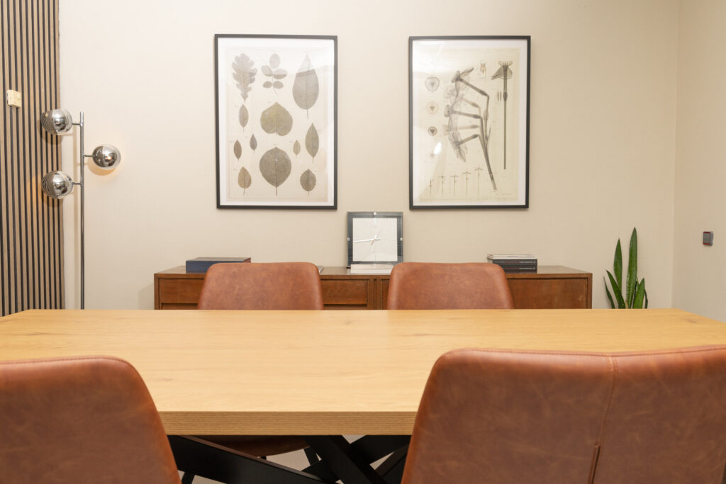 Sala-Reuniones-Refugi-Coworking (3)